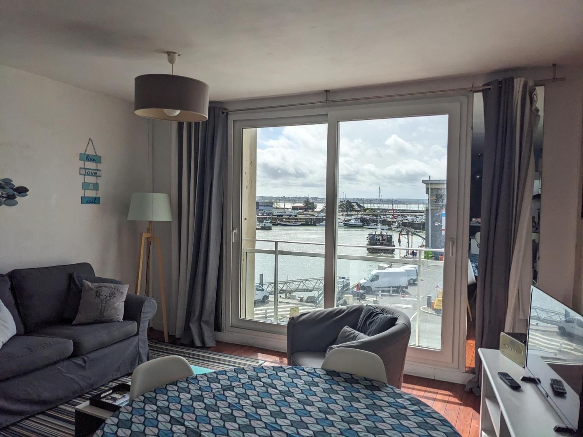La Vigie Sur Le Port Apartment Granville Luaran gambar